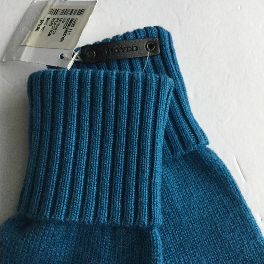 Coach Gloves - Picture 3 of 6